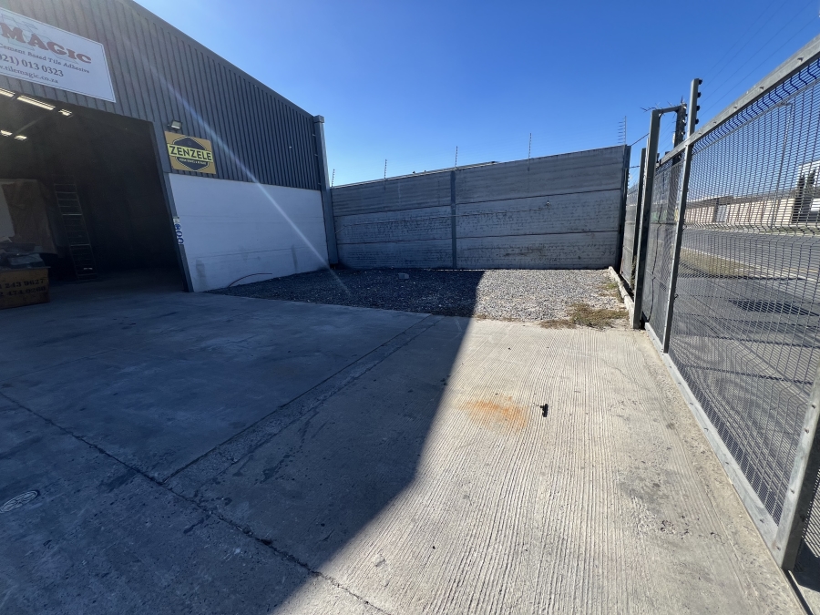 To Let commercial Property for Rent in Blackheath Industrial Western Cape